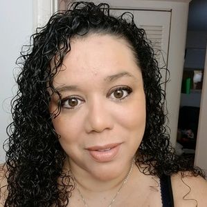 Meet your Posher, Annette